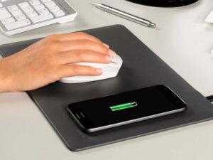 Mauspad „Wireless Charging" von Hama