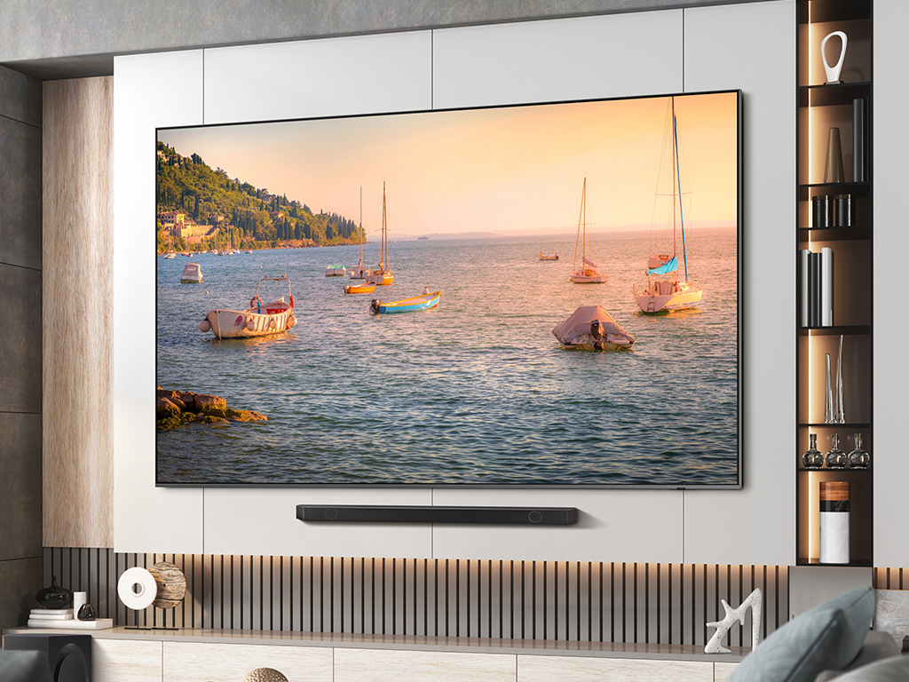 Samsung 4K QLED Q80C in 98 Zoll für großartiges Entertainment