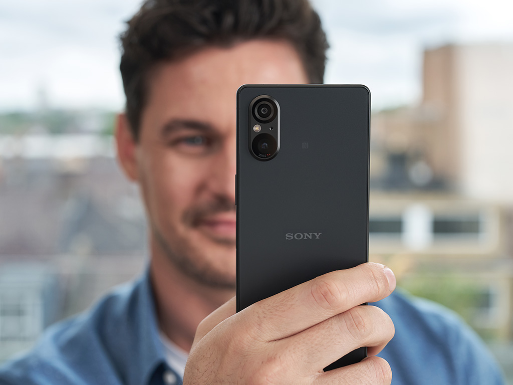 Sony präsentiert Premium-Smartphone Xperia 5 V