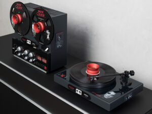 Revox präsentiert Alice Cooper Tonbandmaschinen und Plattenspieler