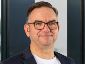 Lars Öhlschläger übernimmt den Vertriebsbereich Telekommunikation bei expert