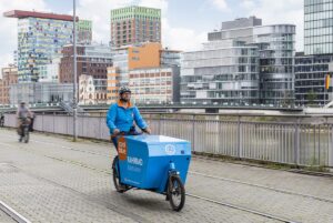 Coolblue mit Fahrrad-Lieferdienst jetzt auch in Deutschland.